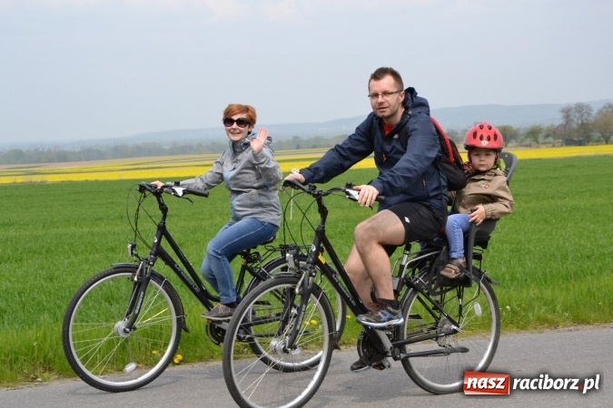 Zdjęcie w galerii na portalu naszraciborz.pl: Sezon rowerowy i marszów nordic walking w gminie Krzyżanowice oficjalnie rozpoczęty wiadomości z regionu