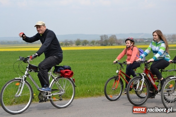 Zdjęcie w galerii na portalu naszraciborz.pl: Sezon rowerowy i marszów nordic walking w gminie Krzyżanowice oficjalnie rozpoczęty wiadomości z regionu