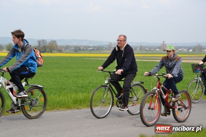 Zdjęcie w galerii na portalu naszraciborz.pl: Sezon rowerowy i marszów nordic walking w gminie Krzyżanowice oficjalnie rozpoczęty wiadomości z regionu