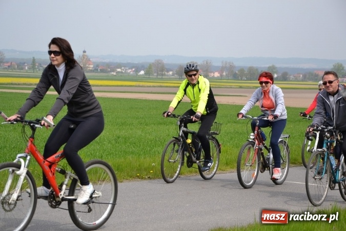 Zdjęcie w galerii na portalu naszraciborz.pl: Sezon rowerowy i marszów nordic walking w gminie Krzyżanowice oficjalnie rozpoczęty wiadomości z regionu