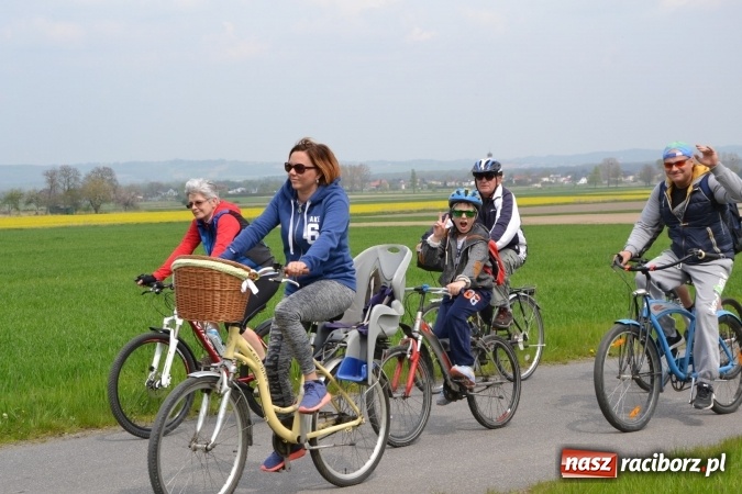 Zdjęcie w galerii na portalu naszraciborz.pl: Sezon rowerowy i marszów nordic walking w gminie Krzyżanowice oficjalnie rozpoczęty wiadomości z regionu