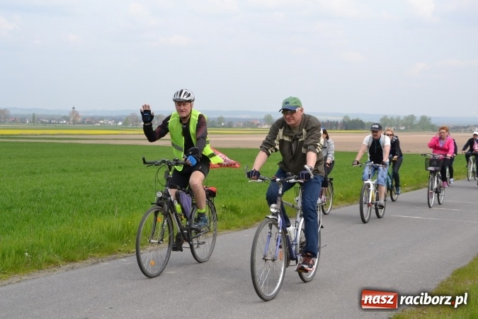 Zdjęcie w galerii na portalu naszraciborz.pl: Sezon rowerowy i marszów nordic walking w gminie Krzyżanowice oficjalnie rozpoczęty wiadomości z regionu