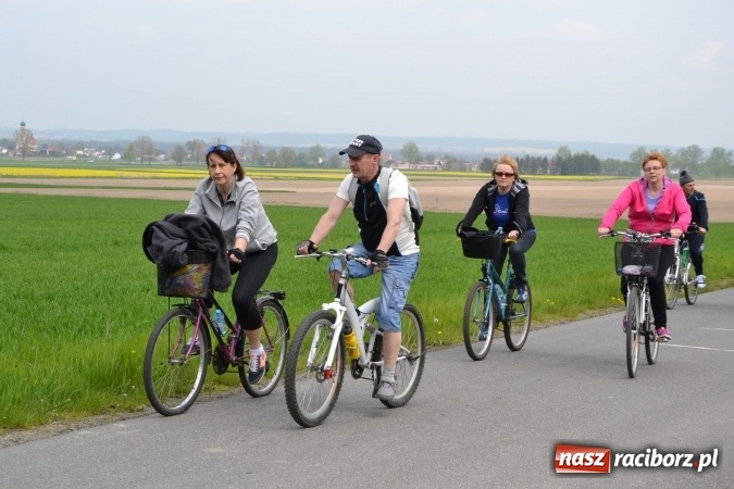 Zdjęcie w galerii na portalu naszraciborz.pl: Sezon rowerowy i marszów nordic walking w gminie Krzyżanowice oficjalnie rozpoczęty wiadomości z regionu