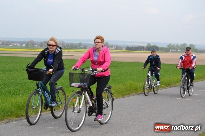 Zdjęcie w galerii na portalu naszraciborz.pl: Sezon rowerowy i marszów nordic walking w gminie Krzyżanowice oficjalnie rozpoczęty wiadomości z regionu