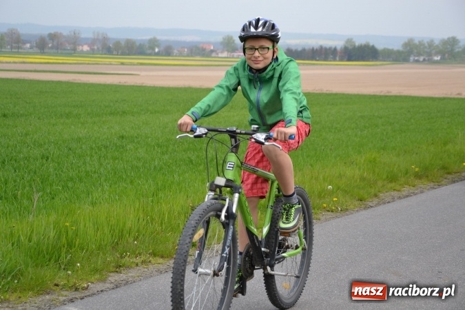 Zdjęcie w galerii na portalu naszraciborz.pl: Sezon rowerowy i marszów nordic walking w gminie Krzyżanowice oficjalnie rozpoczęty wiadomości z regionu