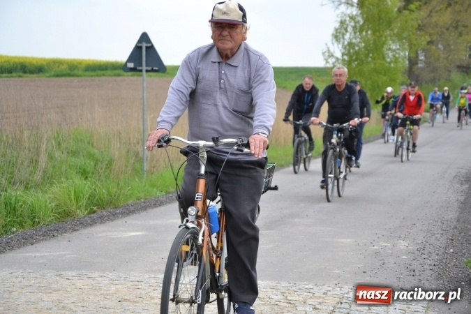 Zdjęcie w galerii na portalu naszraciborz.pl: Sezon rowerowy i marszów nordic walking w gminie Krzyżanowice oficjalnie rozpoczęty wiadomości z regionu
