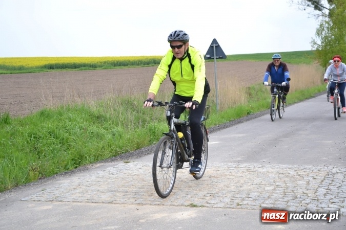 Zdjęcie w galerii na portalu naszraciborz.pl: Sezon rowerowy i marszów nordic walking w gminie Krzyżanowice oficjalnie rozpoczęty wiadomości z regionu
