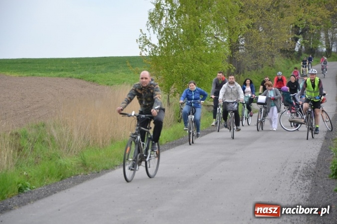 Zdjęcie w galerii na portalu naszraciborz.pl: Sezon rowerowy i marszów nordic walking w gminie Krzyżanowice oficjalnie rozpoczęty wiadomości z regionu