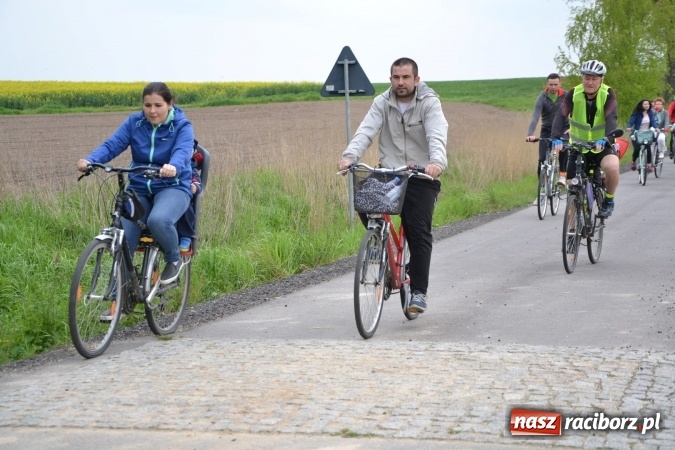 Zdjęcie w galerii na portalu naszraciborz.pl: Sezon rowerowy i marszów nordic walking w gminie Krzyżanowice oficjalnie rozpoczęty wiadomości z regionu