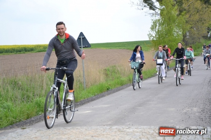 Zdjęcie w galerii na portalu naszraciborz.pl: Sezon rowerowy i marszów nordic walking w gminie Krzyżanowice oficjalnie rozpoczęty wiadomości z regionu