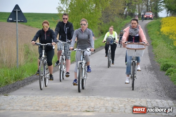 Zdjęcie w galerii na portalu naszraciborz.pl: Sezon rowerowy i marszów nordic walking w gminie Krzyżanowice oficjalnie rozpoczęty wiadomości z regionu