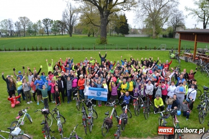 Zdjęcie w galerii na portalu naszraciborz.pl: Sezon rowerowy i marszów nordic walking w gminie Krzyżanowice oficjalnie rozpoczęty wiadomości z regionu