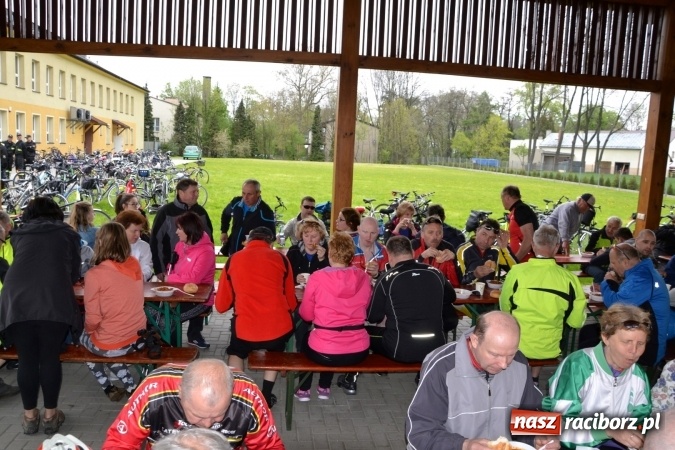 Zdjęcie w galerii na portalu naszraciborz.pl: Sezon rowerowy i marszów nordic walking w gminie Krzyżanowice oficjalnie rozpoczęty wiadomości z regionu