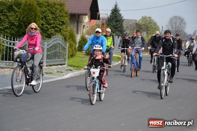 Zdjęcie w galerii na portalu naszraciborz.pl: Sezon rowerowy i marszów nordic walking w gminie Krzyżanowice oficjalnie rozpoczęty wiadomości z regionu