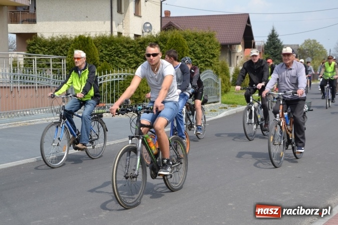 Zdjęcie w galerii na portalu naszraciborz.pl: Sezon rowerowy i marszów nordic walking w gminie Krzyżanowice oficjalnie rozpoczęty wiadomości z regionu