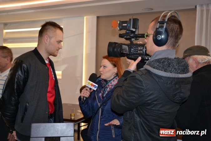 Zdjęcie w galerii na portalu naszraciborz.pl: Turnieju Skata o Puchar Wójta Gminy Krzyżanowice 2016 wiadomości z regionu