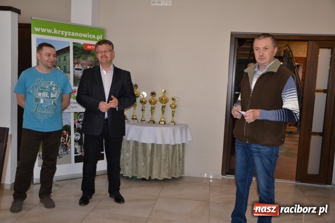 Zdjęcie w galerii na portalu naszraciborz.pl: Turnieju Skata o Puchar Wójta Gminy Krzyżanowice 2016 wiadomości z regionu