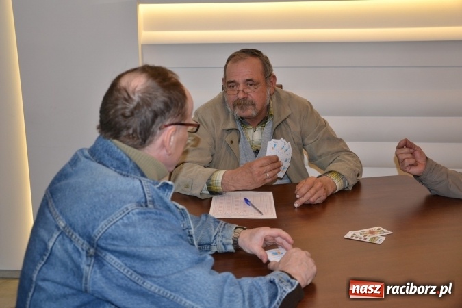 Zdjęcie w galerii na portalu naszraciborz.pl: Turnieju Skata o Puchar Wójta Gminy Krzyżanowice 2016 wiadomości z regionu
