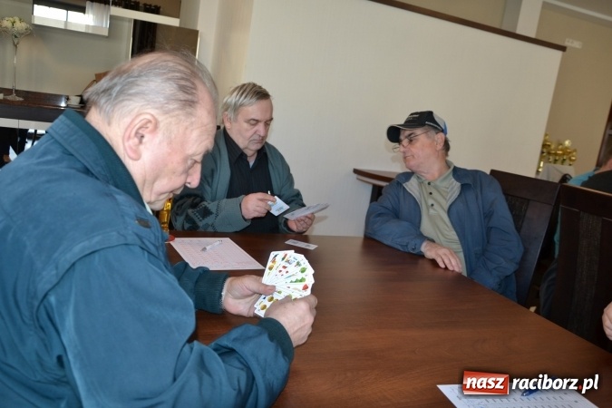 Zdjęcie w galerii na portalu naszraciborz.pl: Turnieju Skata o Puchar Wójta Gminy Krzyżanowice 2016 wiadomości z regionu