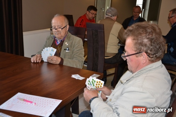Zdjęcie w galerii na portalu naszraciborz.pl: Turnieju Skata o Puchar Wójta Gminy Krzyżanowice 2016 wiadomości z regionu