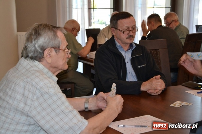 Zdjęcie w galerii na portalu naszraciborz.pl: Turnieju Skata o Puchar Wójta Gminy Krzyżanowice 2016 wiadomości z regionu