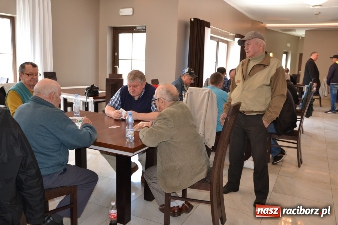 Zdjęcie w galerii na portalu naszraciborz.pl: Turnieju Skata o Puchar Wójta Gminy Krzyżanowice 2016 wiadomości z regionu