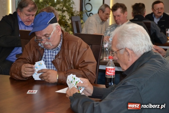 Zdjęcie w galerii na portalu naszraciborz.pl: Turnieju Skata o Puchar Wójta Gminy Krzyżanowice 2016 wiadomości z regionu