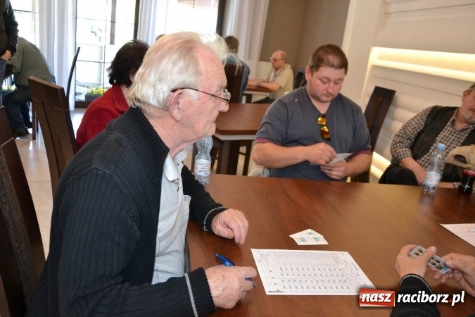 Zdjęcie w galerii na portalu naszraciborz.pl: Turnieju Skata o Puchar Wójta Gminy Krzyżanowice 2016 wiadomości z regionu