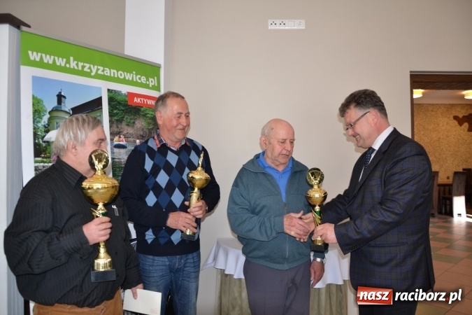 Zdjęcie w galerii na portalu naszraciborz.pl: Turnieju Skata o Puchar Wójta Gminy Krzyżanowice 2016 wiadomości z regionu