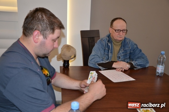 Zdjęcie w galerii na portalu naszraciborz.pl: Turnieju Skata o Puchar Wójta Gminy Krzyżanowice 2016 wiadomości z regionu
