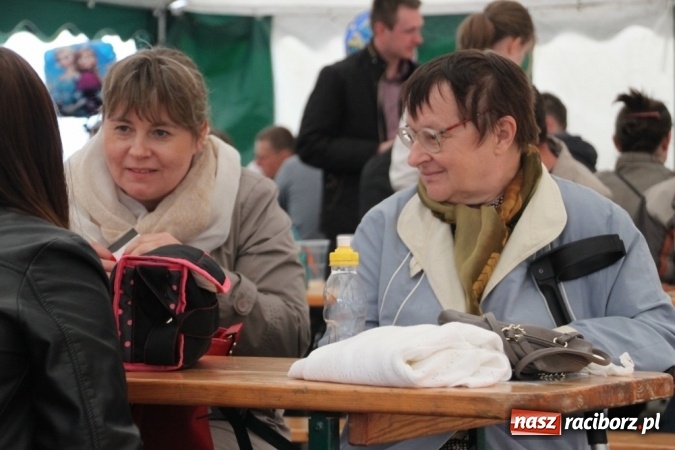 Zdjęcie w galerii na portalu naszraciborz.pl: Wojnowicka majówka - fotorelacja z 2. dnia wiadomości z regionu