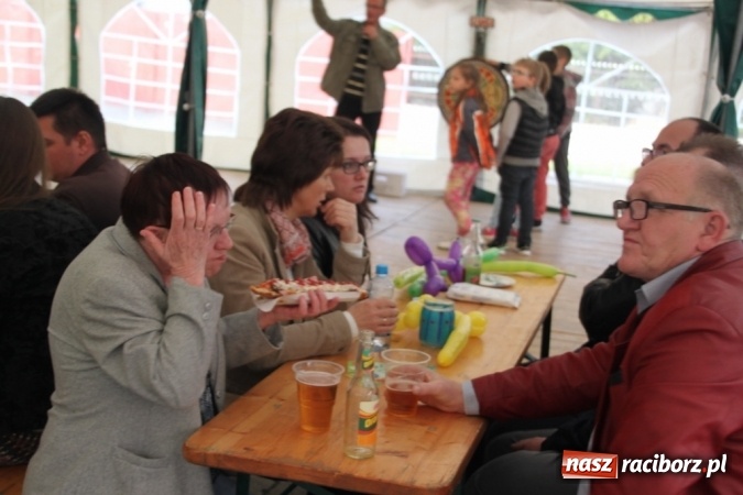 Zdjęcie w galerii na portalu naszraciborz.pl: Wojnowicka majówka - fotorelacja z 2. dnia wiadomości z regionu