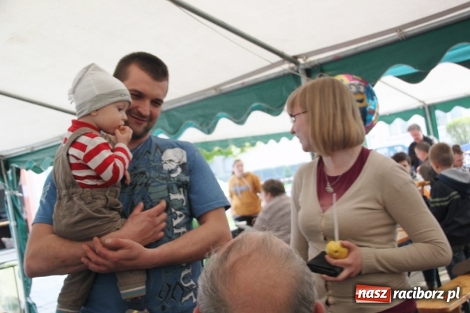 Zdjęcie w galerii na portalu naszraciborz.pl: Wojnowicka majówka - fotorelacja z 2. dnia wiadomości z regionu