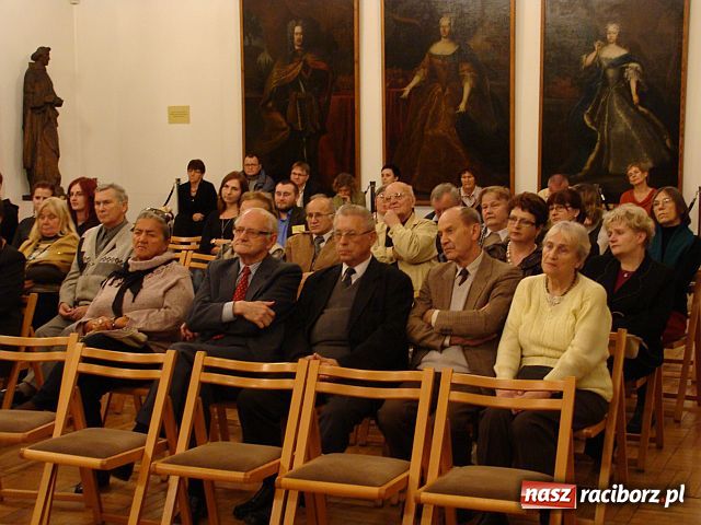 Zdjęcie w galerii na portalu naszraciborz.pl: Nowa wystawa: Życie religijne Raciborza wiadomości z regionu