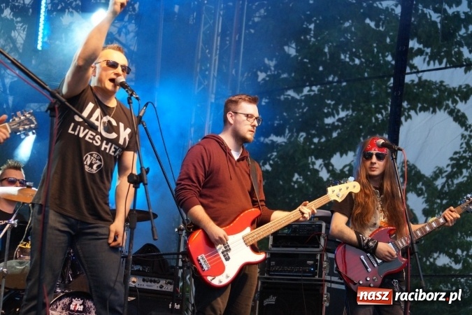 Zdjęcie w galerii na portalu naszraciborz.pl: Mocne uderzenie drugiego dnia majówki w Nędzy wiadomości z regionu