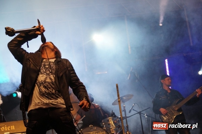 Zdjęcie w galerii na portalu naszraciborz.pl: Mocne uderzenie drugiego dnia majówki w Nędzy wiadomości z regionu