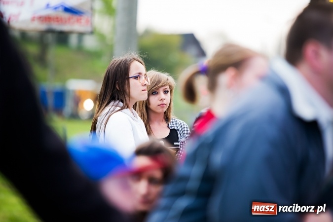 Zdjęcie w galerii na portalu naszraciborz.pl: Mocne uderzenie drugiego dnia majówki w Nędzy wiadomości z regionu