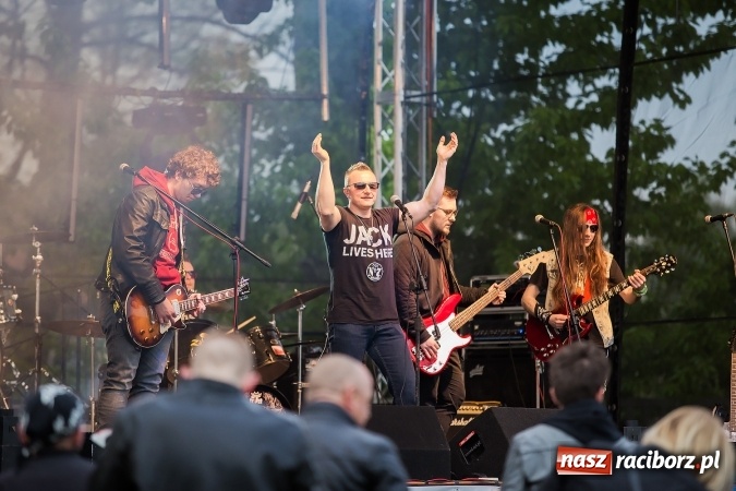 Zdjęcie w galerii na portalu naszraciborz.pl: Mocne uderzenie drugiego dnia majówki w Nędzy wiadomości z regionu