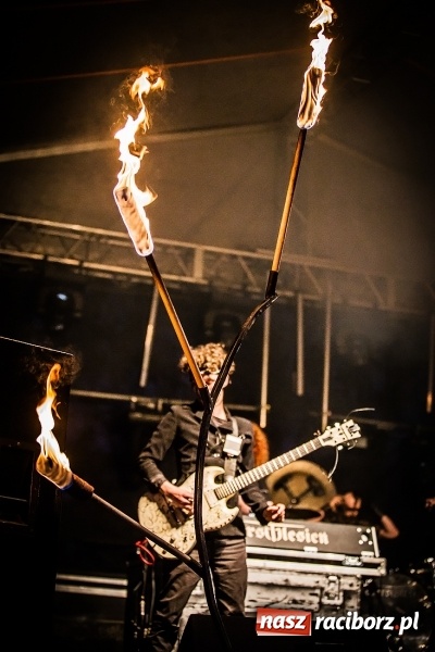 Zdjęcie w galerii na portalu naszraciborz.pl: Mocne uderzenie drugiego dnia majówki w Nędzy wiadomości z regionu