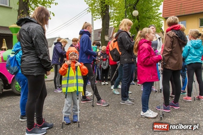 Zdjęcie w galerii na portalu naszraciborz.pl: Krzanowicka maj&oacute;wka na sportowo wiadomości z regionu