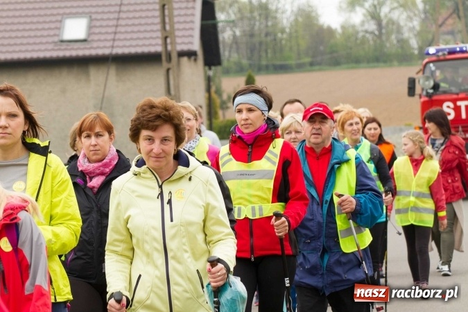 Zdjęcie w galerii na portalu naszraciborz.pl: Krzanowicka maj&oacute;wka na sportowo wiadomości z regionu