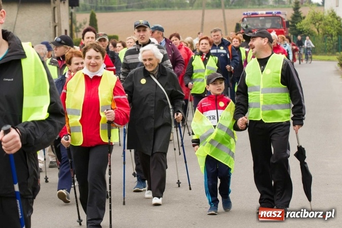 Zdjęcie w galerii na portalu naszraciborz.pl: Krzanowicka maj&oacute;wka na sportowo wiadomości z regionu