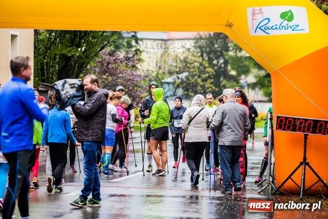 Zdjęcie w galerii na portalu naszraciborz.pl: IX Raciborski Bieg Bez Granic - FOTOREPORTAŻ wiadomości z regionu