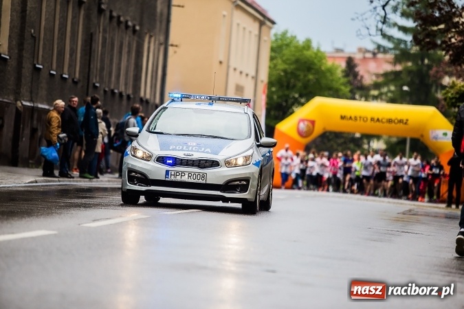 Zdjęcie w galerii na portalu naszraciborz.pl: IX Raciborski Bieg Bez Granic - FOTOREPORTAŻ wiadomości z regionu