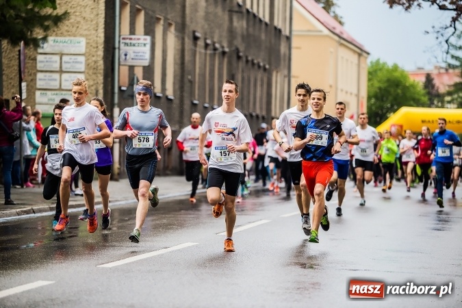 Zdjęcie w galerii na portalu naszraciborz.pl: IX Raciborski Bieg Bez Granic - FOTOREPORTAŻ wiadomości z regionu
