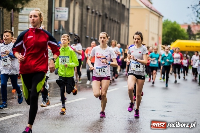 Zdjęcie w galerii na portalu naszraciborz.pl: IX Raciborski Bieg Bez Granic - FOTOREPORTAŻ wiadomości z regionu