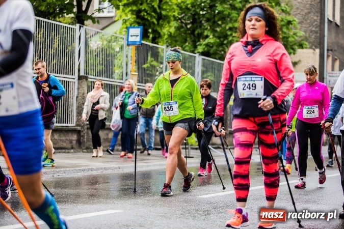 Zdjęcie w galerii na portalu naszraciborz.pl: IX Raciborski Bieg Bez Granic - FOTOREPORTAŻ wiadomości z regionu