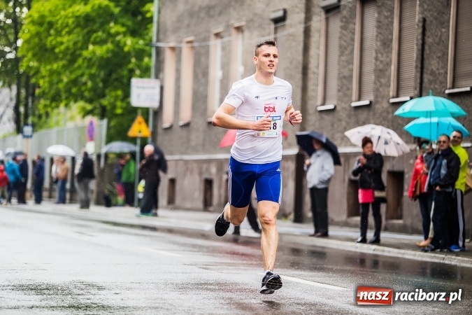 Zdjęcie w galerii na portalu naszraciborz.pl: IX Raciborski Bieg Bez Granic - FOTOREPORTAŻ wiadomości z regionu