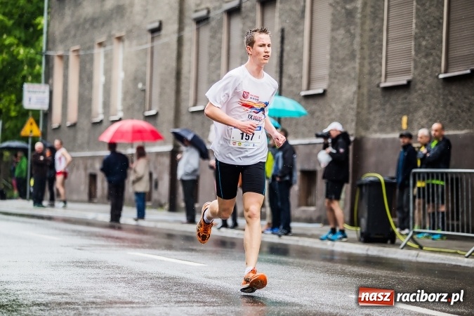 Zdjęcie w galerii na portalu naszraciborz.pl: IX Raciborski Bieg Bez Granic - FOTOREPORTAŻ wiadomości z regionu
