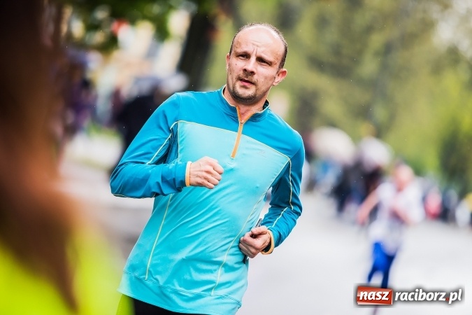 Zdjęcie w galerii na portalu naszraciborz.pl: IX Raciborski Bieg Bez Granic - FOTOREPORTAŻ wiadomości z regionu